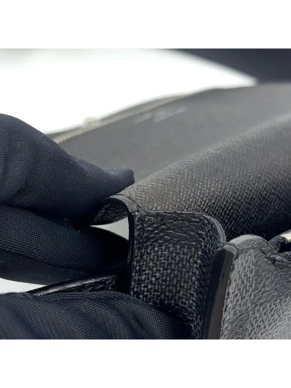 Louis Vuitton Ceinture Pochette Homme Damier Graphite Leather Black Belt